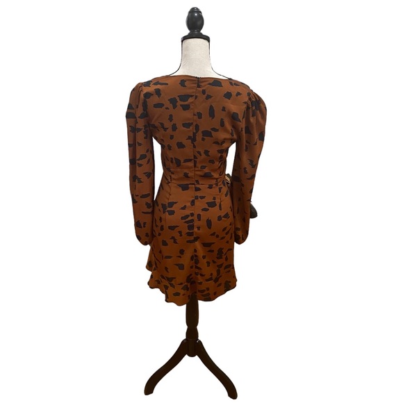 Peek A Boo Cut Out Ruffle Hem Mini Dress - Picture 3 of 3